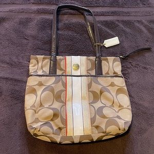 Coach Brand Purse/Bag (used)
